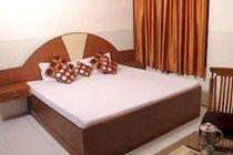 Oyo 2530 Surya Palace Chandigarh Bagian luar foto